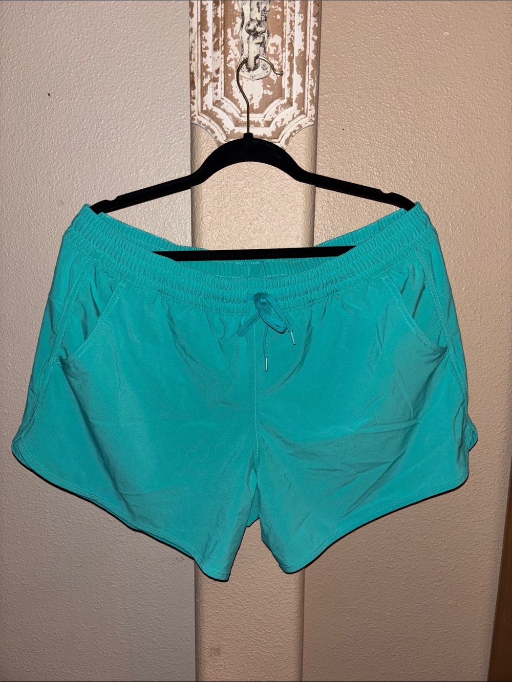 Columbia Athletic Drawstring Shorts vibrant teal color XL